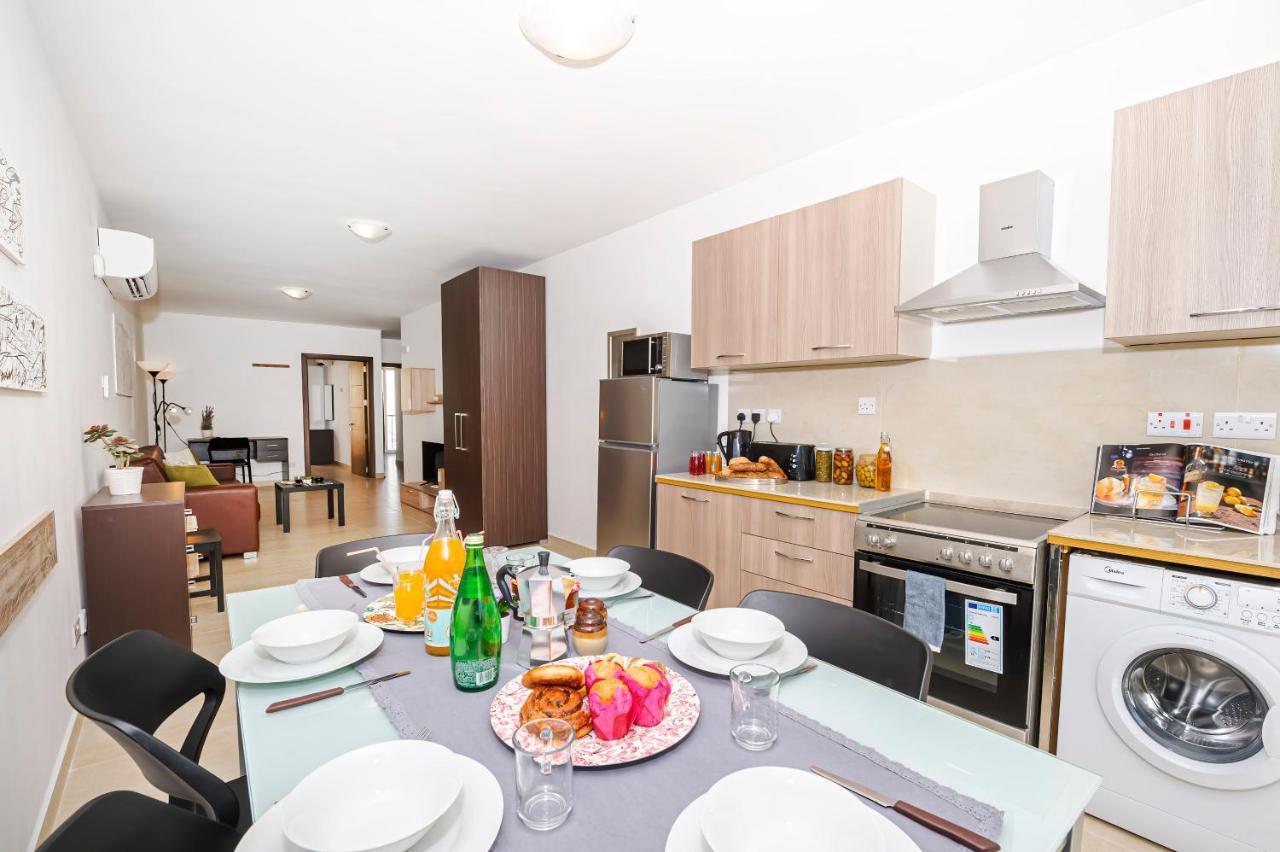 Summer Breeze Comfort Sunny Apartments Close To The Sandy Beaches - By Getawaysmalta Mellieħa Eksteriør bilde