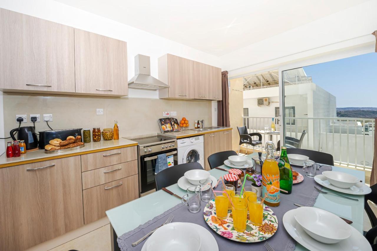 Summer Breeze Comfort Sunny Apartments Close To The Sandy Beaches - By Getawaysmalta Mellieħa Eksteriør bilde